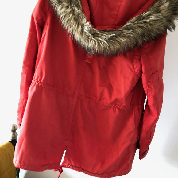 GAP Red Parka with Removable Liner and "Fur" Trim - Picture 4 of 5